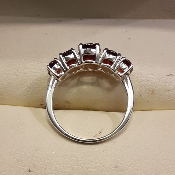 3.10ctw Genuine Garnet Platinum /925 - Picture 8 of 8